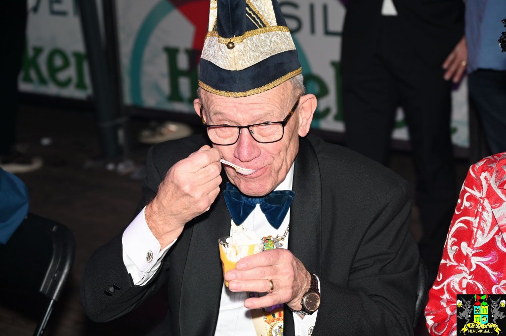 ../Images/Senioren carnaval 2024 232.jpg